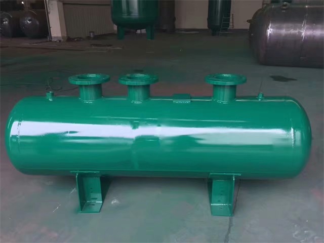 桐柏桐柏桐柏蒸汽分气缸1.jpeg